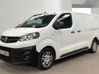 Used Vauxhall Vivaro 120 HP (88 kW) 2020 White MPV