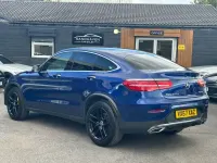 Usado Mercedes GLC250 AMG line 2017 Azul Coupé