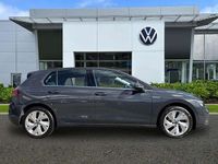 Begagnad VW Golf VIII Style 130 HK (95 kW) 2024 Grå Halvkombi