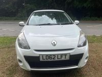 Used Renault Clio IV Dynamique 88 HP (64 kW) 2012 White Hatchback