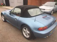 Usado BMW Z3 140 HP (102 kW) 1998 Azul Cabrios