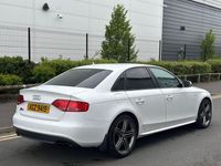 Używany Audi A4 2011 Biały Sedan/Limuzyna
