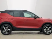 Used Volvo XC40 R-Design 163 HP (119 kW) 2021 Red SUV