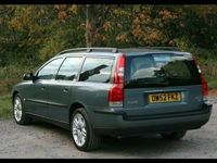 used Volvo V70 2.4