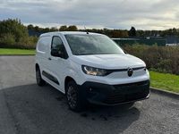 New Citroën Berlingo 100 HP (73 kW) 2025 Icy white MPV