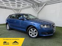 Używany Audi A3 Basis 2010 Niebieski Hatchback