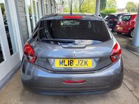 Second-hand Peugeot 208 Allure 2018 Gri Hatchback