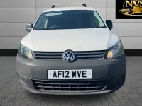 Usado VW Caddy 102 HP (75 kW) 2012 Branco Monovolume