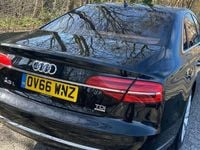 Used Audi A8 Comfort 262 HP (192 kW) 2016 Black Sedan