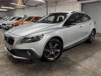 Used Volvo V40 CC 120 HP (88 kW) 2015 Estate
