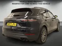 Used Porsche Cayenne Platinum Edition 462 HP (339 kW) 2022 Blue SUV