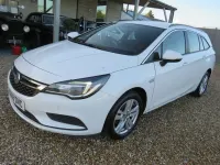 Used Vauxhall Astra 2018 White Estate