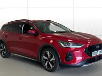 Used Ford Focus Active 155 HP (114 kW) 2023 Red Estate