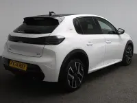 Used Peugeot 208 GTi 100 HP (73 kW) 2024 White Hatchback
