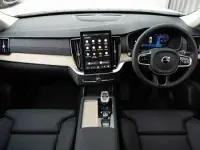 Used Volvo XC90 Plus 250 HP (183 kW) 2025 White SUV