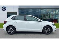 Used VW Polo Life 95 HP (69 kW) 2024 Pure white Hatchback