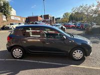 Usado Dacia Sandero Essentiel 2020 Cinzento Citadino