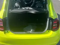 Usado Abarth 500e Scorpionissima 114 kW (155 HP) 2025 Citadino