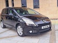 Usado Peugeot 5008 112 HP (82 kW) 2011 Preto Monovolume