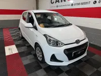 Used Hyundai i10 SE 67 HP (49 kW) 2018 White Hatchback