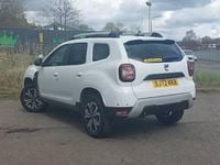 Used Dacia Duster Prestige 90 HP (66 kW) 2022 White SUV