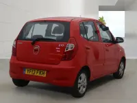Gebraucht Hyundai i10 Active 83 PS (61 kW) 2013 Rot Kleinwagen