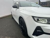 Used Vauxhall Astra S 130 HP (95 kW) 2024 White Hatchback