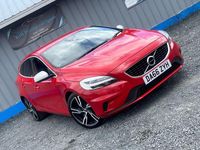 Used Volvo V40 R-Design Pro 120 HP (88 kW) 2016 Red Hatchback