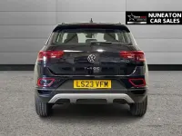 Used VW T-Roc Life 150 HP (110 kW) 2023 Black SUV