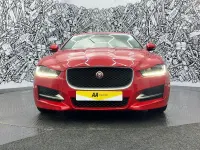 Begagnad Jaguar XE R-Sport 200 HK (147 kW) 2018 Röd Sedan