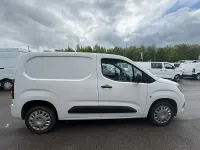 Used Vauxhall Combo Sportive 100 HP (73 kW) 2020 White MPV