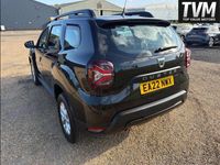 Second-hand Dacia Duster Comfort 90 CP (66 kW) 2022 Negru SUV