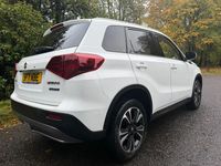 Used Suzuki Vitara SZ5 129 HP (94 kW) 2021 White SUV