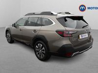 Begagnad Subaru Outback 169 HK (124 kW) 2023 Guld Kombi