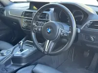 Begagnad BMW M2 M Performance 370 HK (272 kW) 2018 Blå Sportkupé