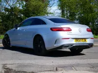 Usado Mercedes E350 AMG line 313 CV (230 kW) 2019 Plateado Coupe