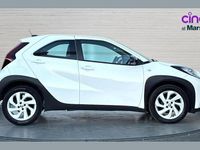 Used Toyota Aygo X PURE 72 HP (52 kW) 2022 White SUV