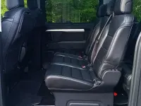 Used Peugeot Traveller Allure 180 HP (132 kW) 2020 Grey MPV