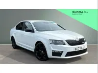 Używany Skoda Octavia vRS 184 KM (135 kW) 2017 Biały Hatchback