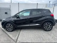 Used Renault Captur Dynamique 90 HP (66 kW) 2017 Black SUV