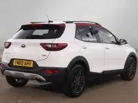Used Kia Stonic 118 HP (86 kW) 2020 White SUV