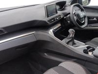 Used Peugeot 3008 Active+ 129 HP (94 kW) 2023 Blue SUV