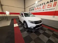 Used Dacia Sandero Comfort 90 HP (66 kW) 2019 White Hatchback
