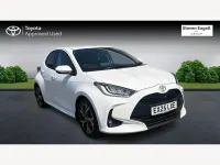 Used Toyota Yaris Design 2025 White Hatchback