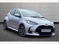 Used Toyota Yaris Hybrid Design 116 HP (85 kW) 2023 Silver Hatchback