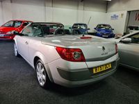 Usado Renault Mégane Cabriolet Dynamique 2007 Prateado Cabrios