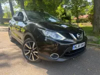 Used Nissan Qashqai Tekna 110 HP (80 kW) 2016 Black SUV