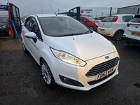 Used Ford Fiesta Titanium 2014 White Hatchback