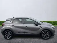 Second-hand Renault Captur Evolution 91 CP (66 kW) 2023 Gri SUV