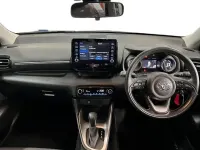 Used Toyota Yaris Design 116 HP (85 kW) 2023 White Hatchback